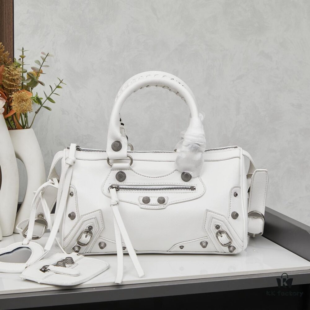 6930dafe6e68136f4d9b1ab7 Large Size Balenciaga Motorbike Bag Mini Citi