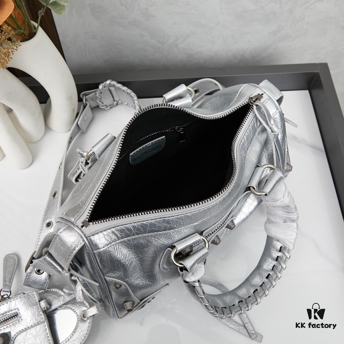 6930db056e68136f4d9b1ac0 Large Size Balenciaga Motorbike Bag Mini Citi
