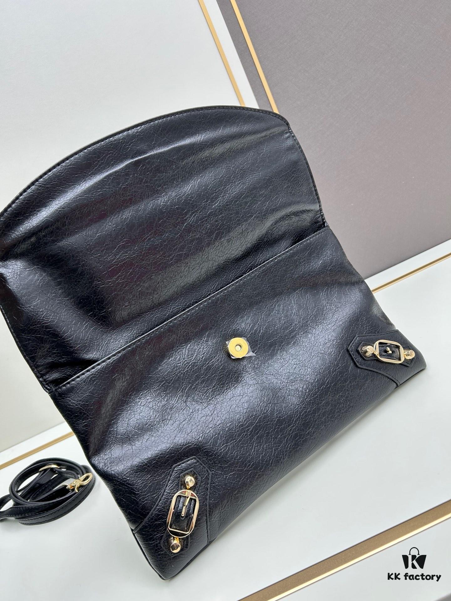6930db116e68136f4d9b1acc Vintage Balenciaga Motorcycle Bag - Stylish and Spacious Crossbody or Handheld Design, Model 6844, Size 31x18