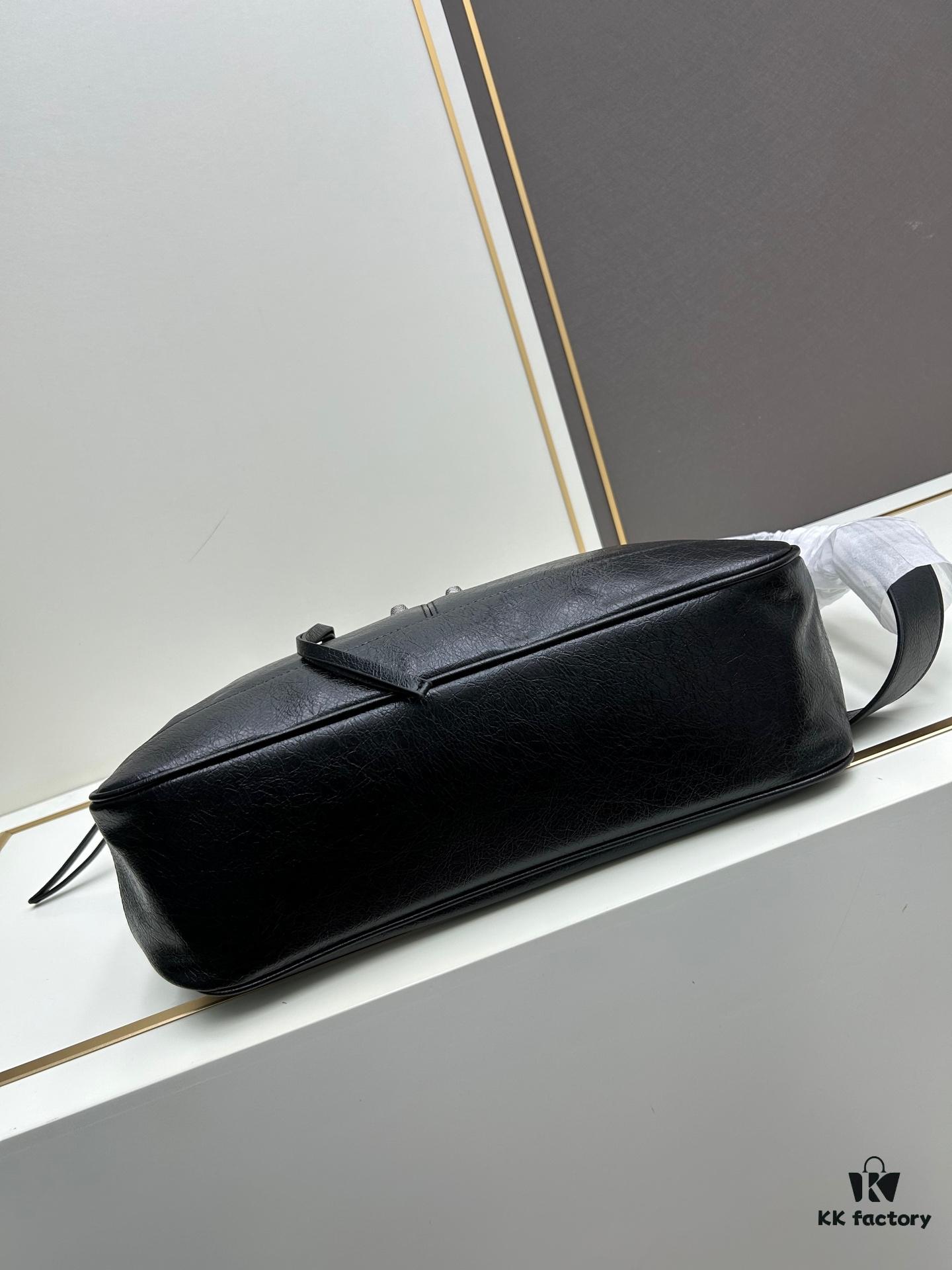 6930db796e68136f4d9b1b3e Street Fighter! Balenciaga Motorcycle Bag with Studs