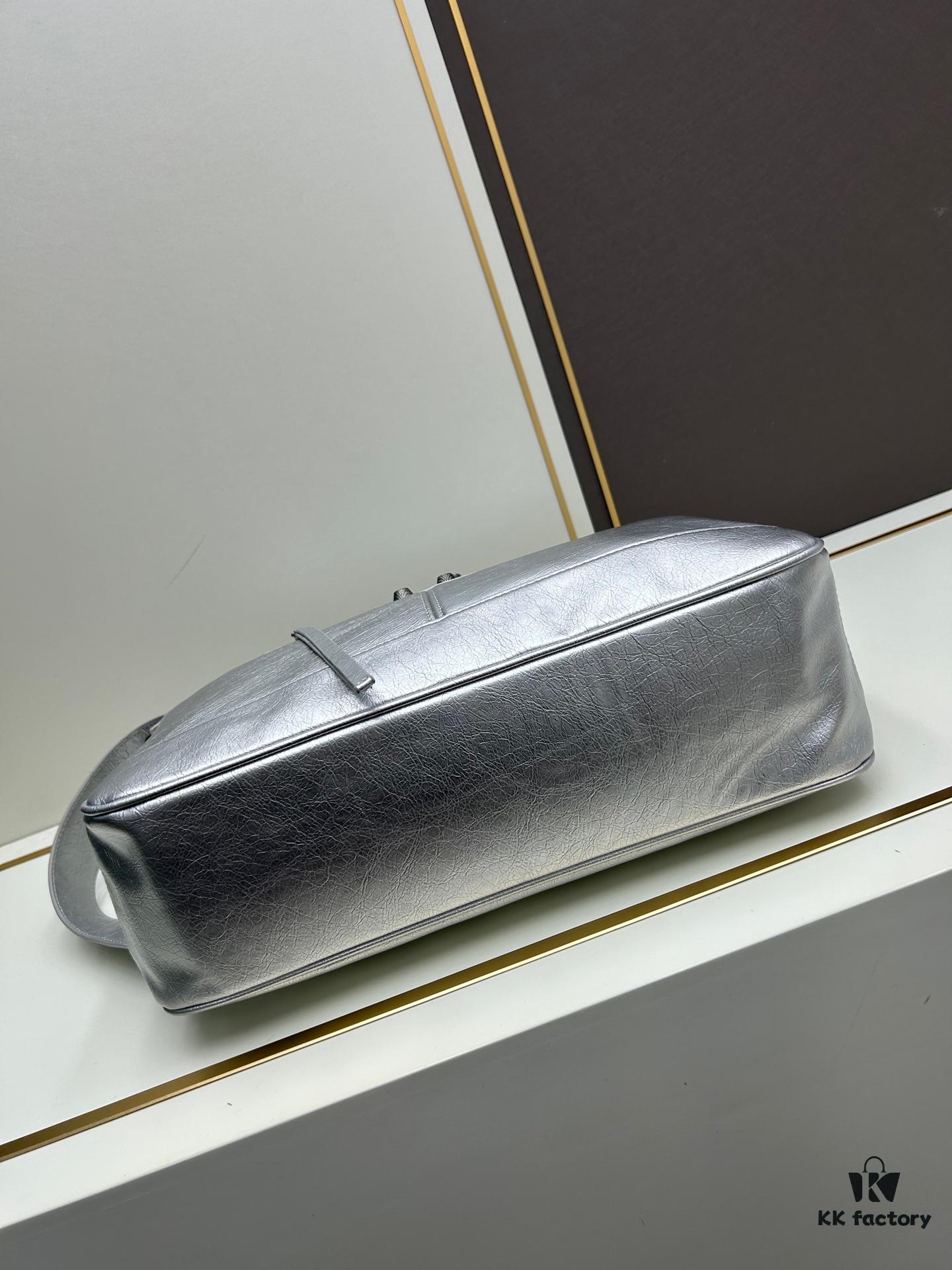 6930db896e68136f4d9b1b52 Street King! Balenciaga Motorcycle Bag with Studs