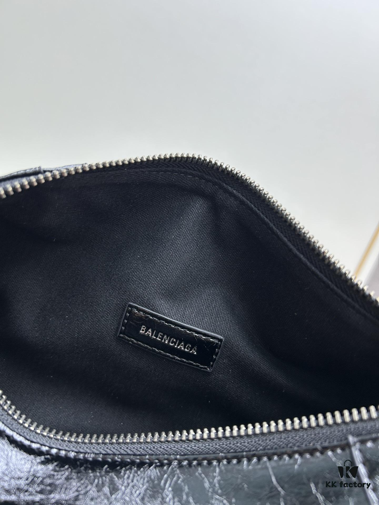 6930dbd26e68136f4d9b1bae Balenciaga Cagole Duffle Bag – The Adorable Pillow Bag That’s Perfect for Every Occasion