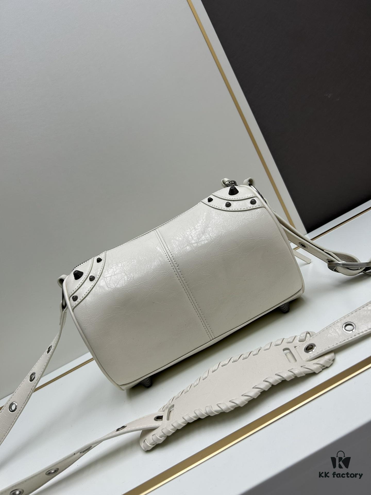 6930dbd36e68136f4d9b1bb1 Balenciaga Cagole Duffle Bag – The Perfect Mini Pillow Bag, Stylish and Versatile