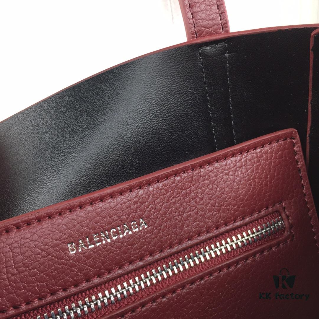 6930dc016e68136f4d9b1bfd Balenciaga B. Everyday Tote Mini Size – New Arrival, Stylish and Practical, Made from Italian Imported Calfskin