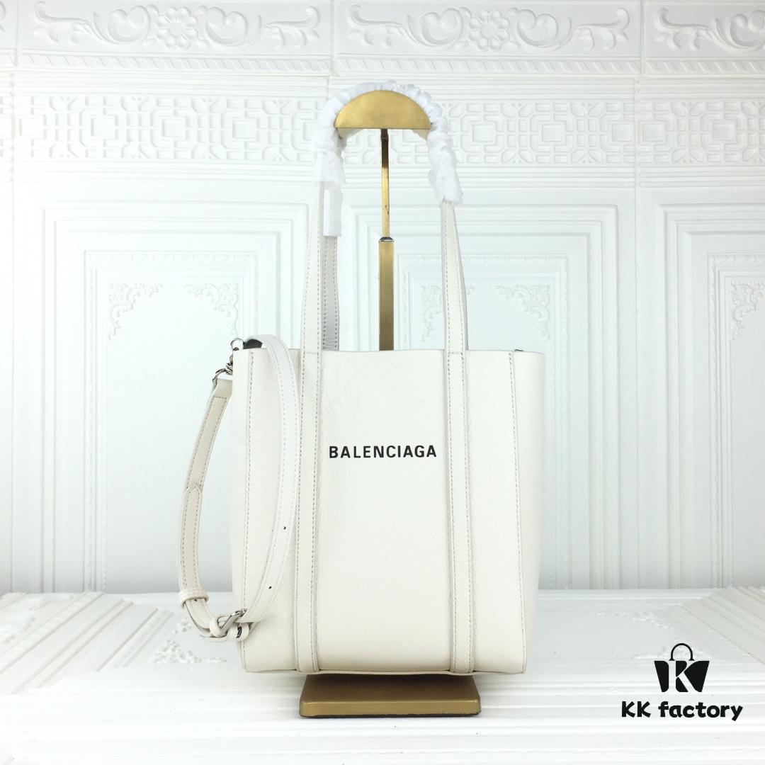 6930dc016e68136f4d9b1bfe Balenciaga B. Everyday Tote Bag Small Size – New Arrival, Stylish and Practical, Made from Italian Imported Calfskin Leather