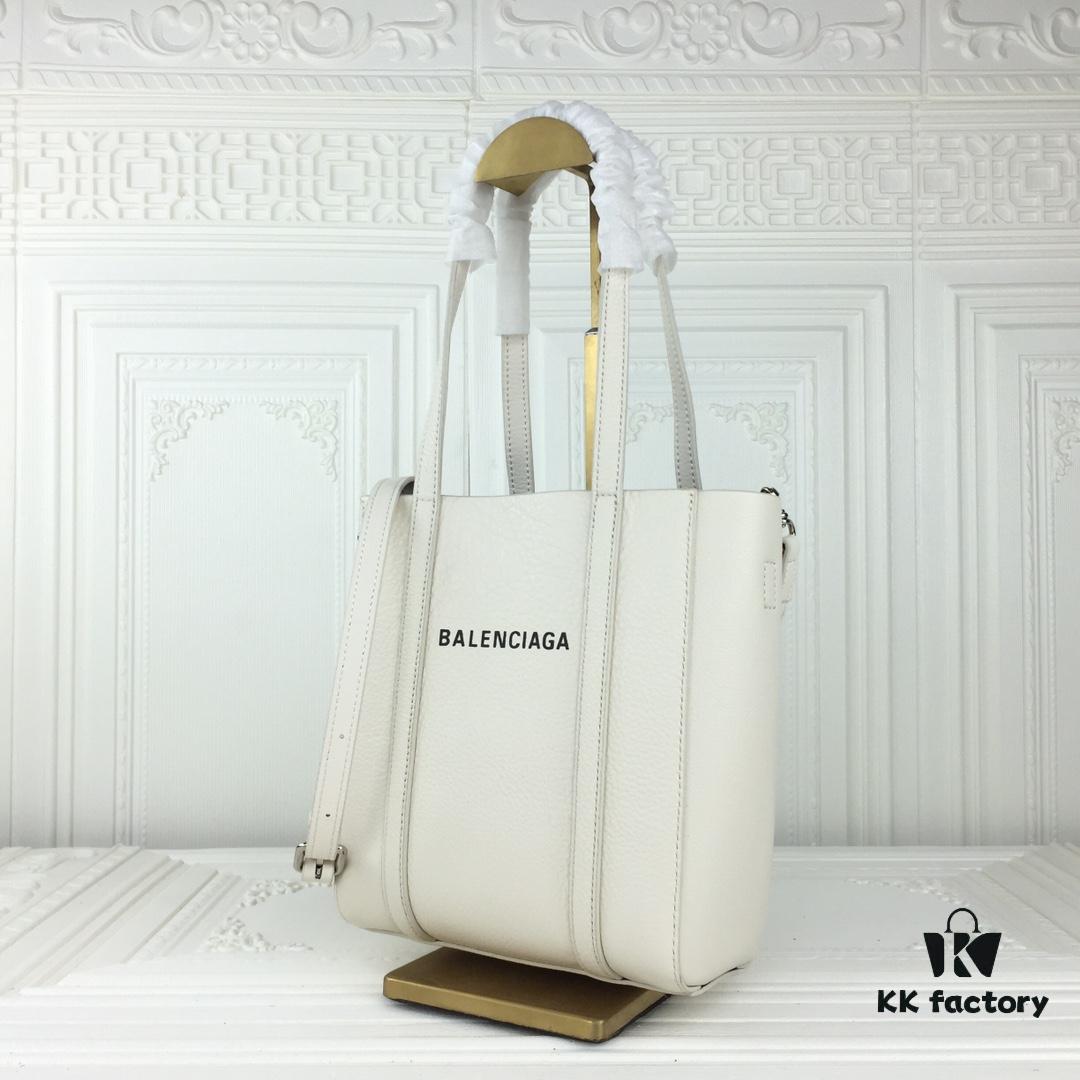 6930dc026e68136f4d9b1bff Balenciaga B. Everyday Tote Bag Small Size – New Arrival, Stylish and Practical, Made from Italian Imported Calfskin Leather