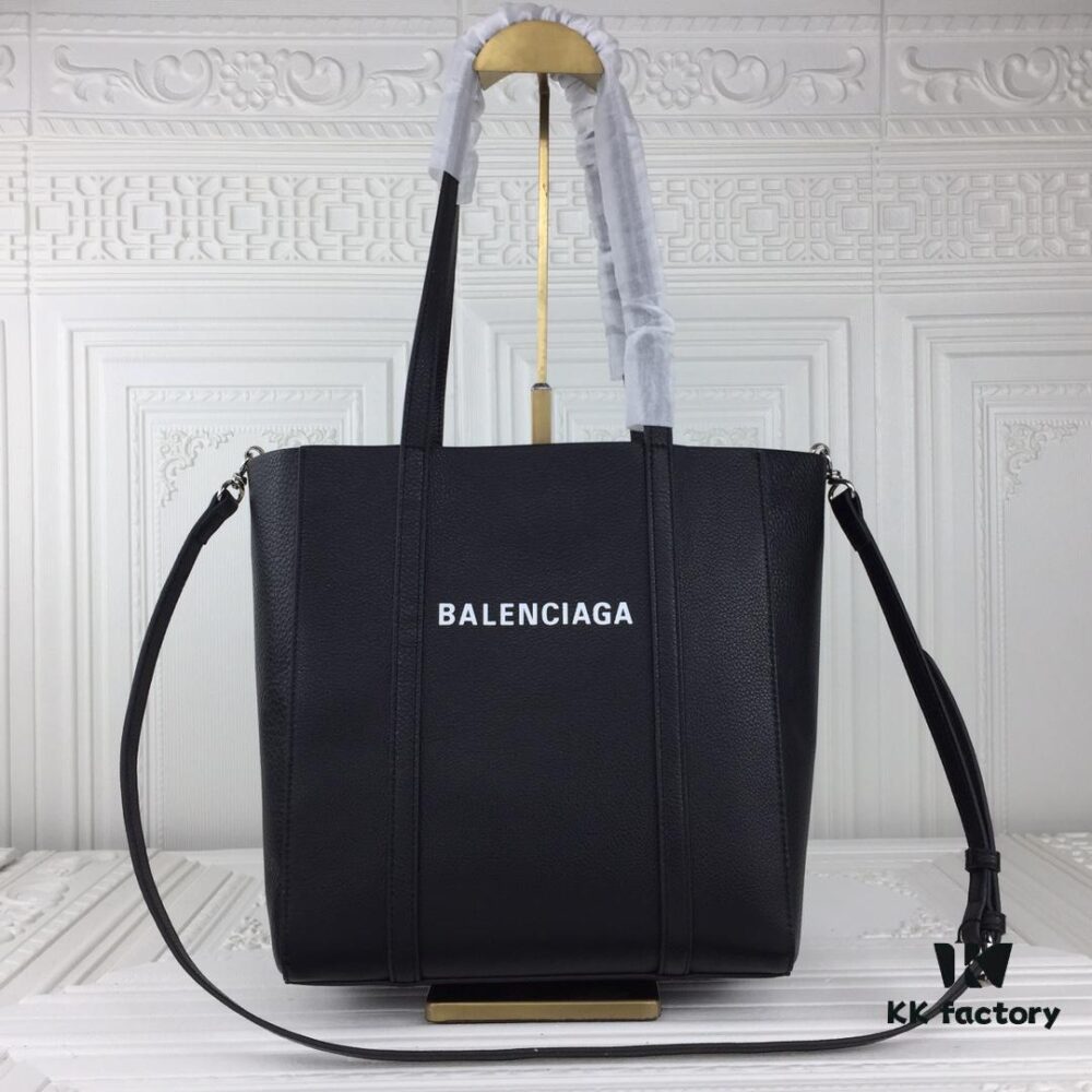 6930dc096e68136f4d9b1c0e Balenciaga B. Everyday Tote Bag Large Size – New Arrival, Stylish and Practical
