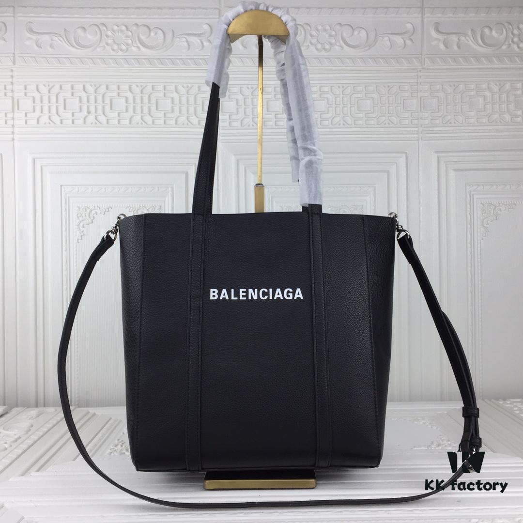 6930dc096e68136f4d9b1c0e Balenciaga B. Everyday Tote Bag Large Size – New Arrival, Stylish and Practical