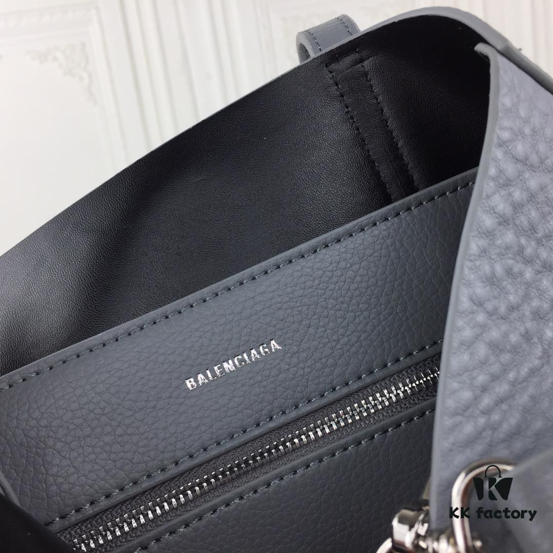 6930dc0a6e68136f4d9b1c11 Balenciaga B. Everyday Tote Bag Large Size – New Arrival, Stylish and Practical, Made from Italian Imported Calfskin Leather