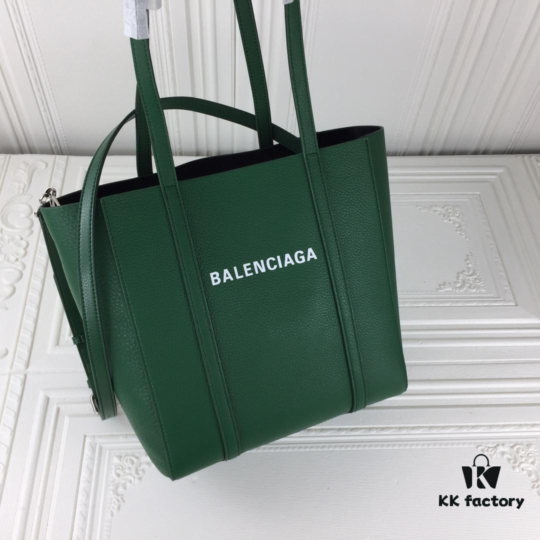 6930dc106e68136f4d9b1c1c Balenciaga B. Everyday Tote Bag Large Size – New Arrival, Stylish and Practical, Made from Italian Imported Calfskin Leather
