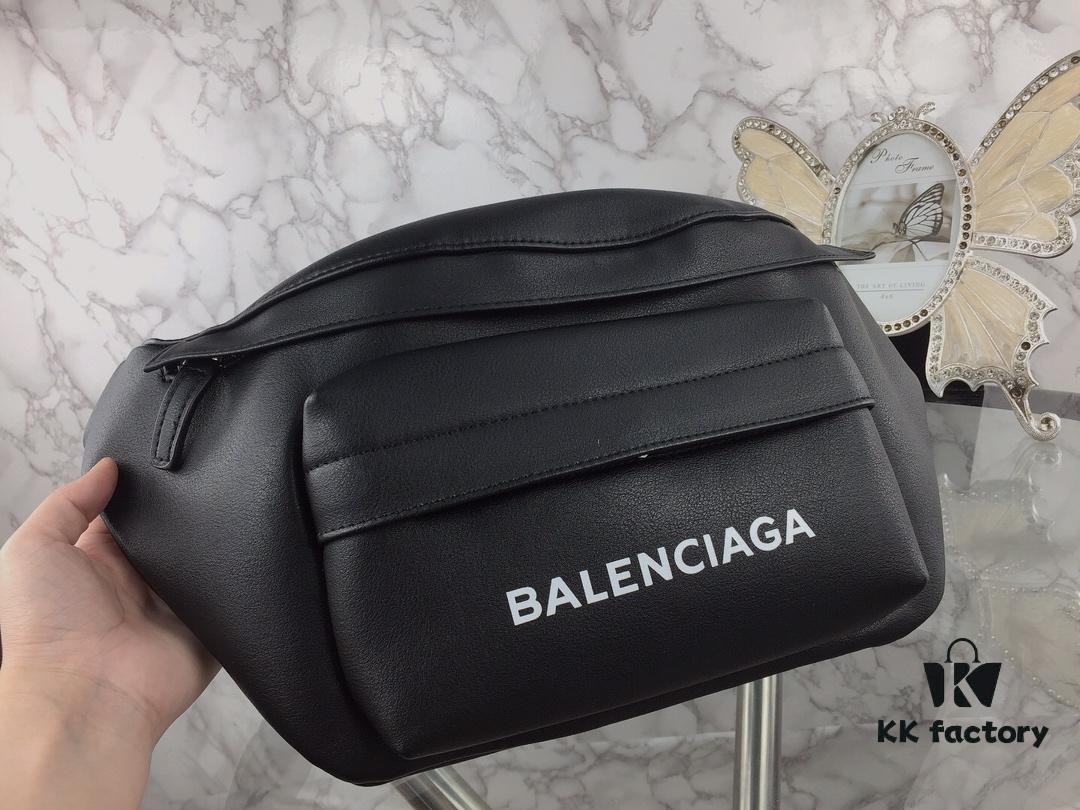 6930dc3d6e68136f4d9b1c60 Original Balenciaga Counter Synchronized Update Crossbody Chest Bag Waist Bag Made of Imported Calfskin Simple Dual-Purpose Bag Can Be Used as Chest Bag or Waist Bag Lightweight and Convenient Size: Top Length 40 - Bottom Length 24 - Height 18 - Width 4