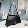 6930dc496e68136f4d9b1c70 Balenciaga New Season Crush Large Shoulder Bag Medium Size