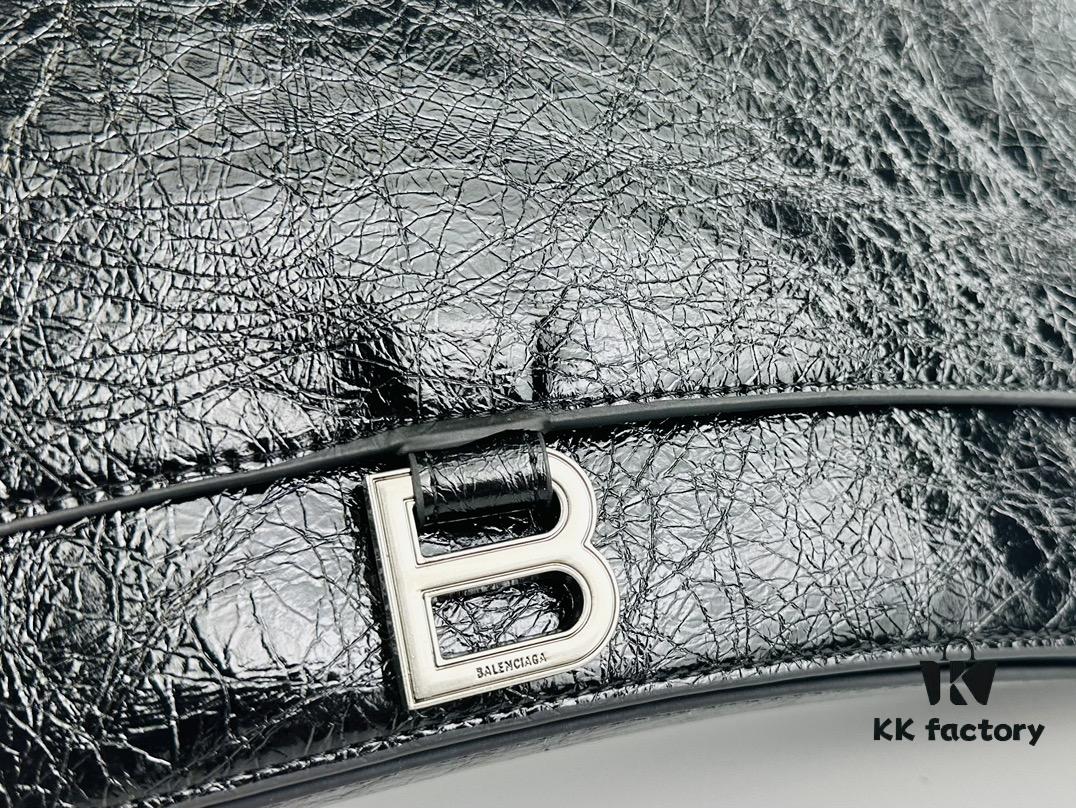 6930dc4c6e68136f4d9b1c72 Balenciaga New Season Crush Large Shoulder Bag Medium Size
