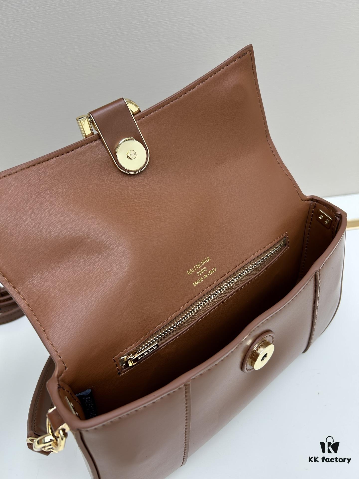 6930dc866e68136f4d9b1cb0 Luxury Gift Box 🎁, Balenciaga H02606 Model, 23x13x4cm, Full-Grain Leather, 2025 New Arrival Unique Handbag 🛍️ Essential for Early Risers