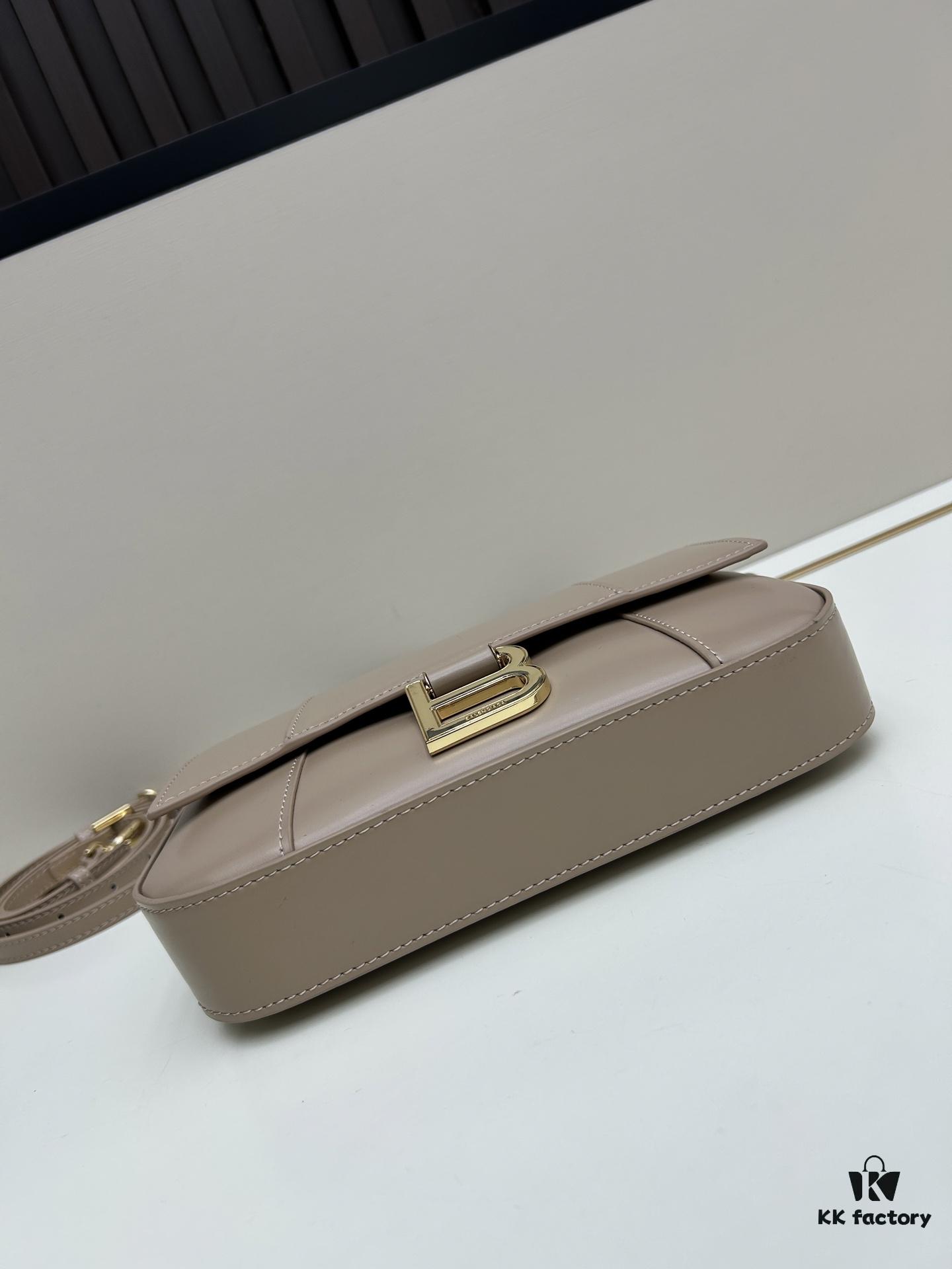 6930dc906e68136f4d9b1cbb Balenciaga Paris H02606, Size 23x13x4cm, Full-Grain Leather, 2025 New Arrival Niche Bag