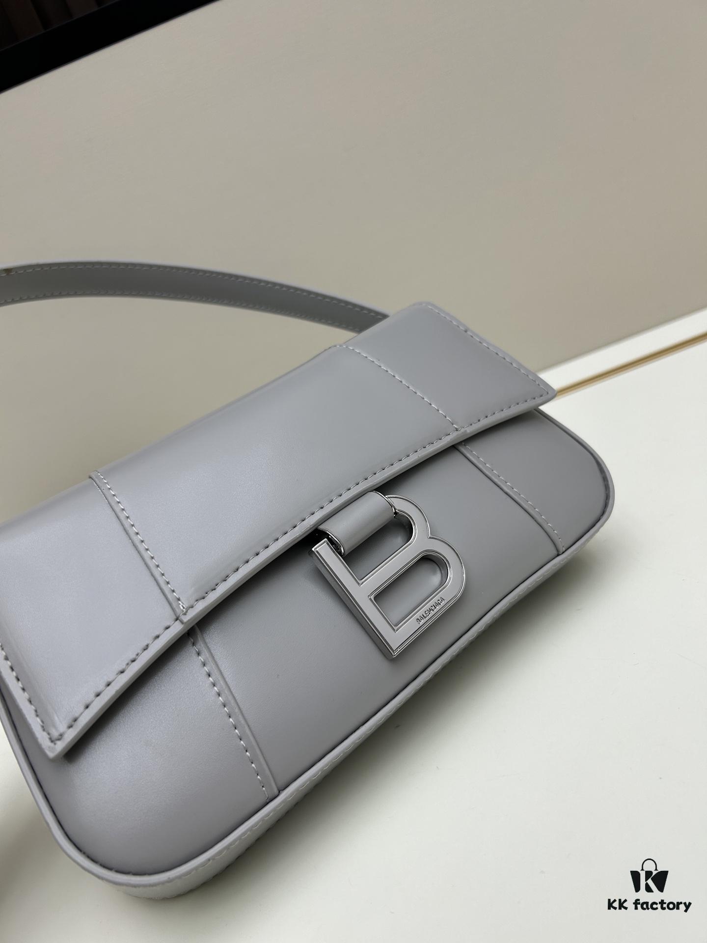 6930dc966e68136f4d9b1cc1 Balenciaga H02606, 23x13x4cm, Full-Grain Leather, 2025 New Arrival Rare Bag with Gift Box