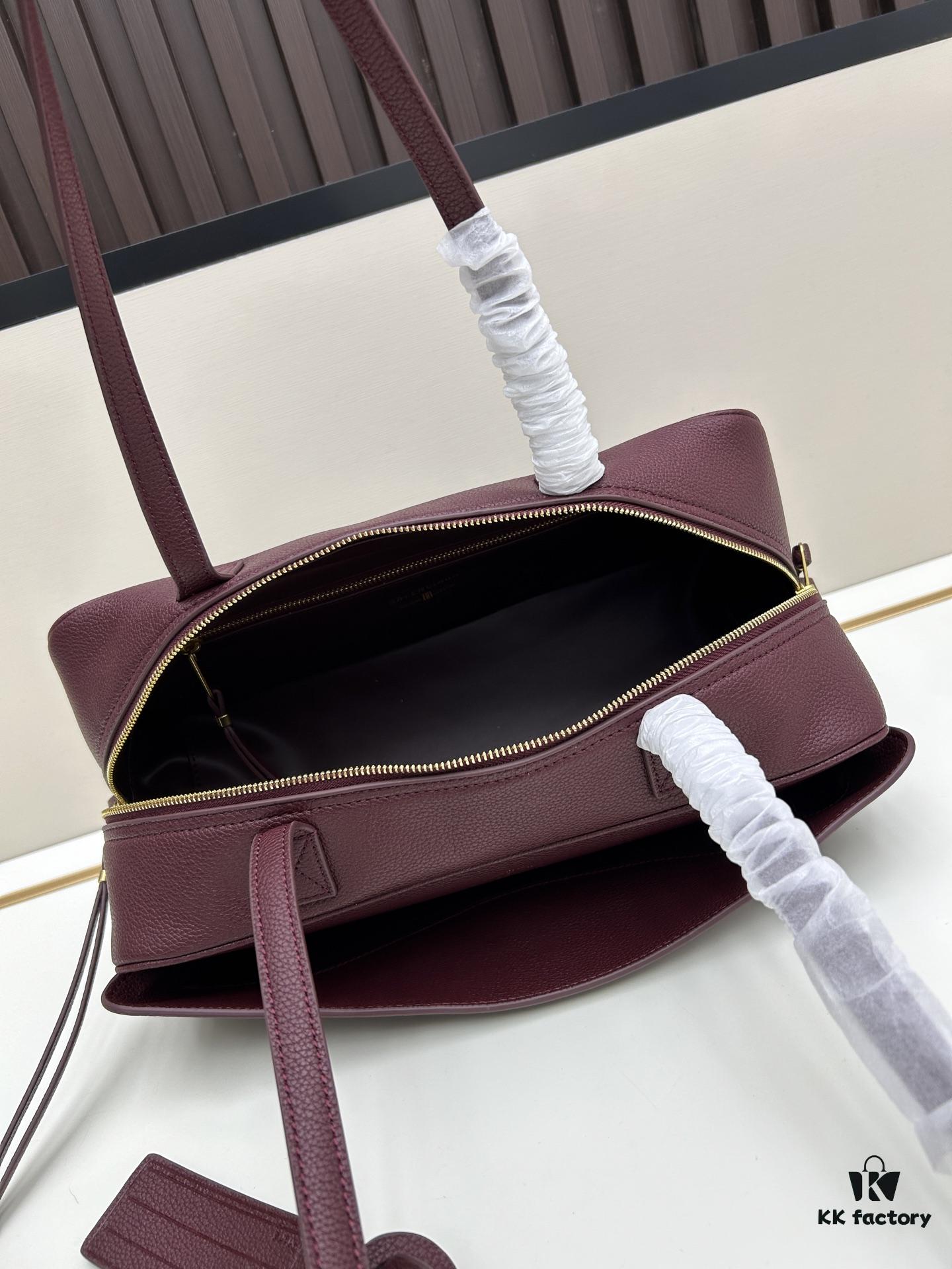 6930dce56e68136f4d9b1d24 Gift Box Included 🎁, Balenciaga Size 30.9X11.9X11.9cm, Full-Grain Leather Material, 2025 New Minimalist Tote Bag 🛍️ Essential for Early Risers
