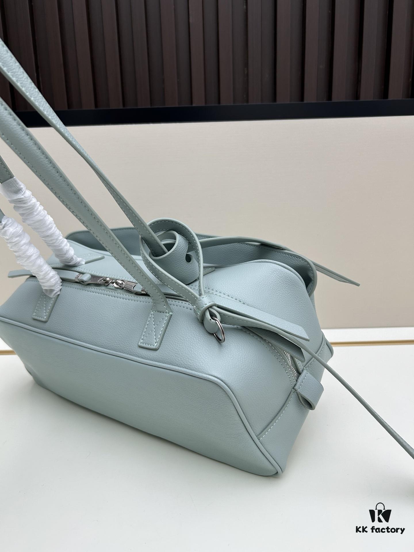6930dce76e68136f4d9b1d28 Gift Box Included 🎁, Balenciaga 30.9X11.9X11.9cm Genuine Leather Tote Bag, 2025 New Arrival Niche Style, Must-Have for Early Risers 👜