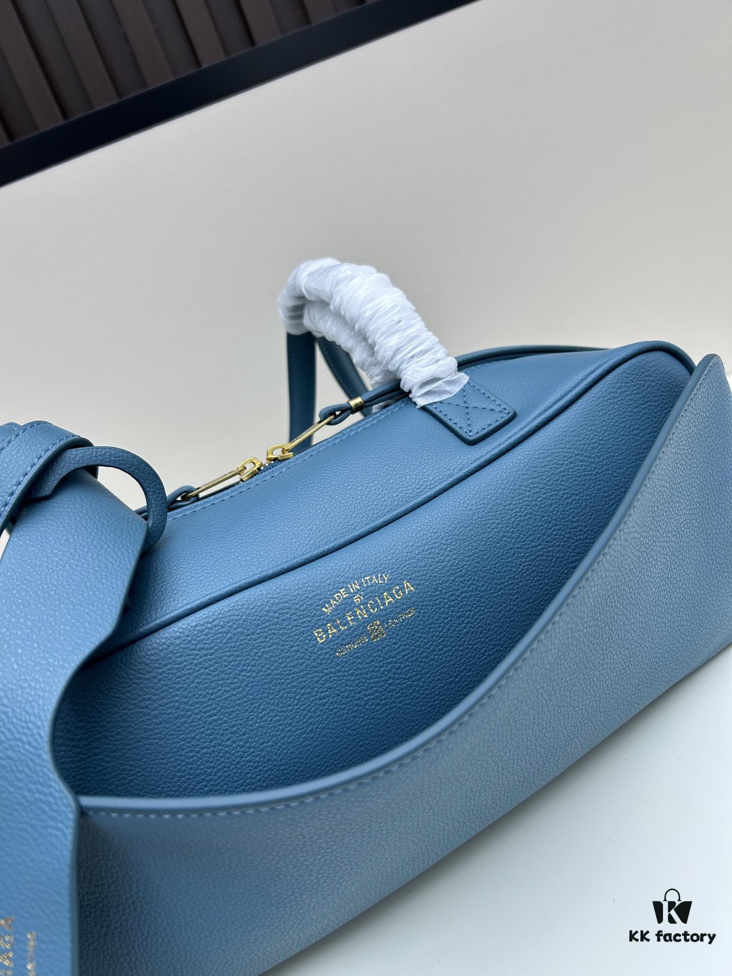 6930dcf36e68136f4d9b1d37 Gift Box Included 🎁, Balenciaga Size 30.9X11.9X11.9cm, Full-Grain Leather Material, 2025 New Minimalist Tote Bag 🛍️ Essential for Early Risers