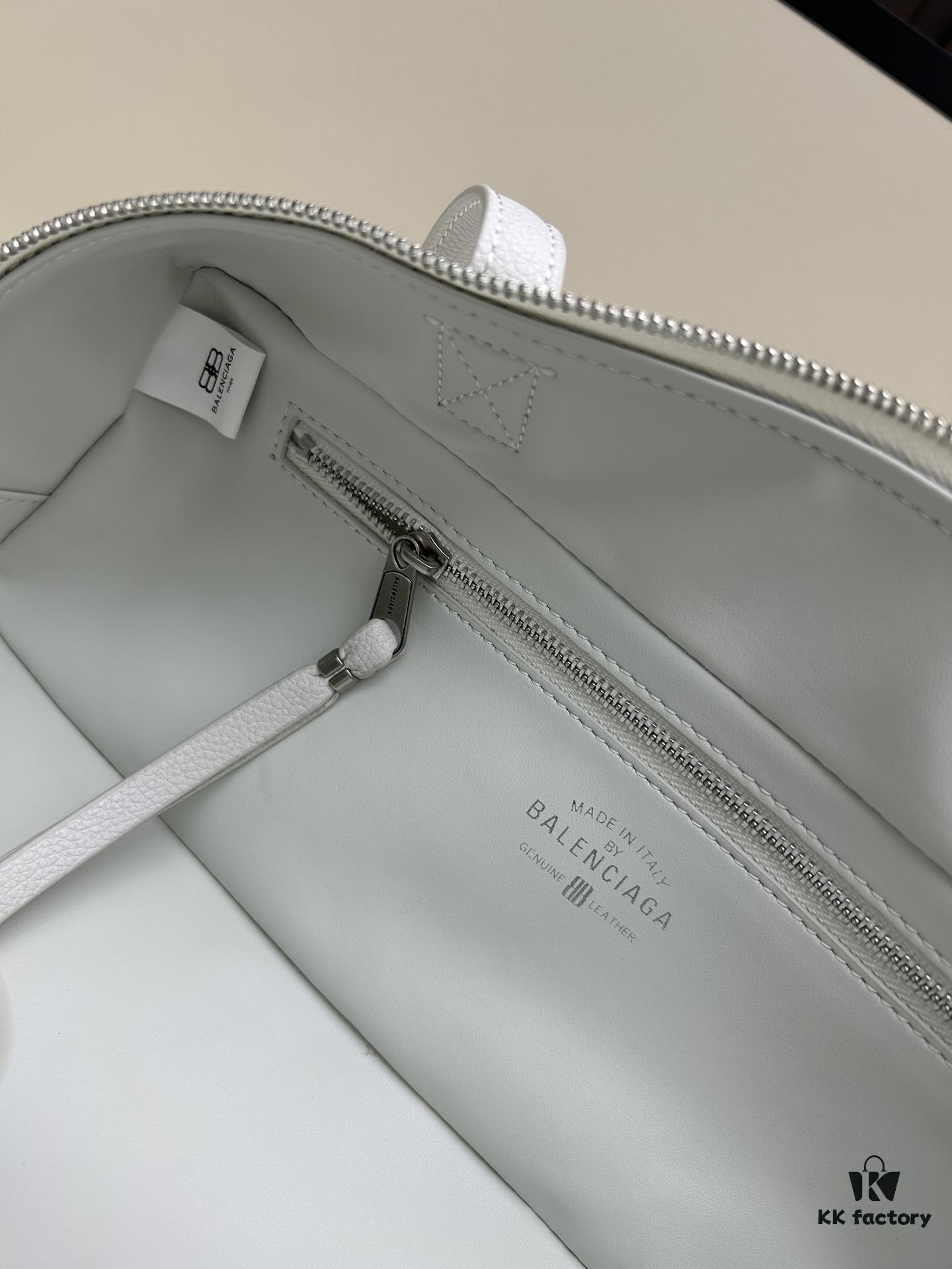 6930dd006e68136f4d9b1d48 Gift Box Included 🎁, Balenciaga Size 30.9X11.9X11.9cm, Full-Grain Leather Material, 2025 New Minimalist Tote Bag 🛍️ Essential for Early Risers
