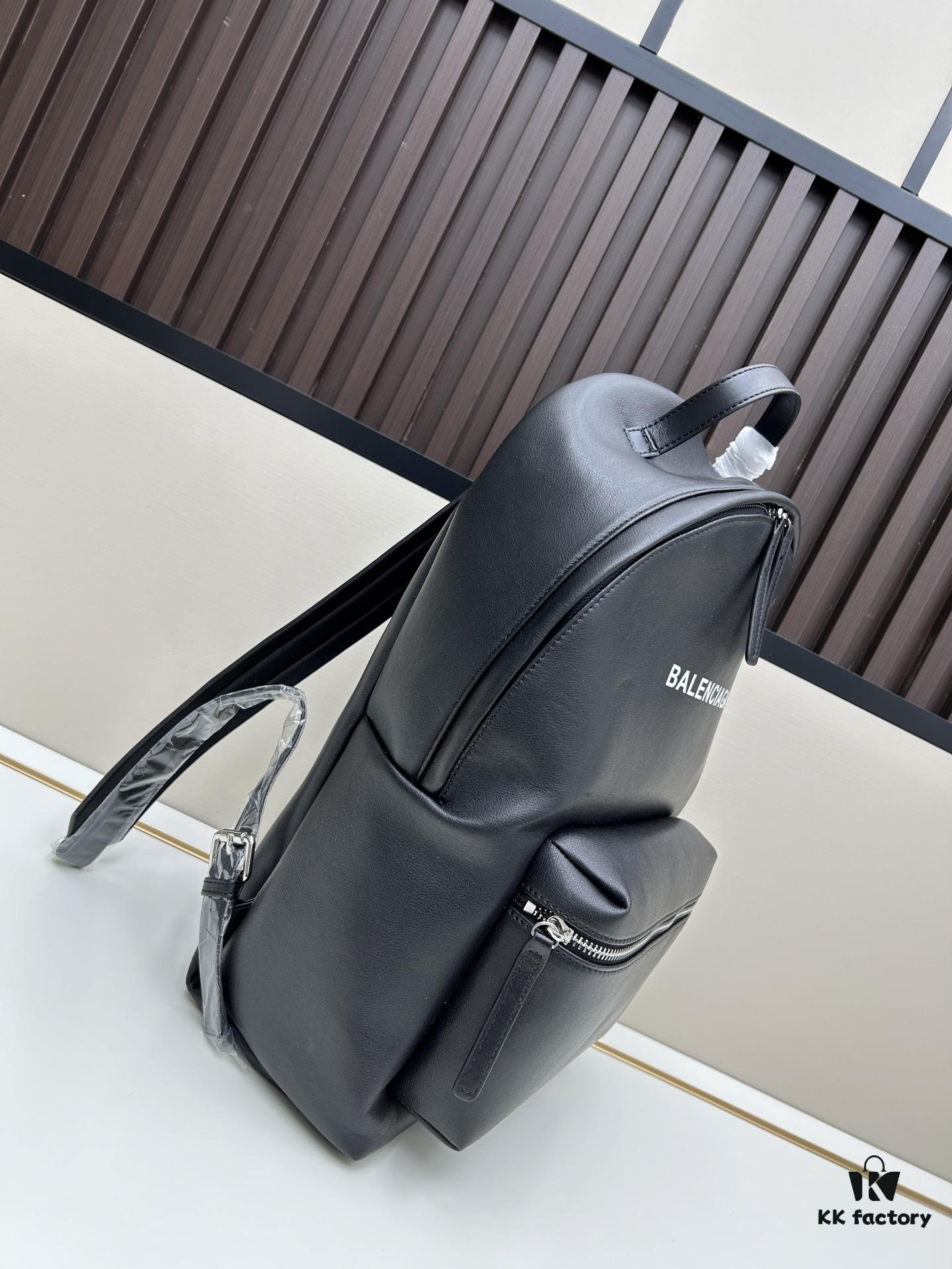 6930dd446e68136f4d9b1d9d Balenciaga Everyday Backpack