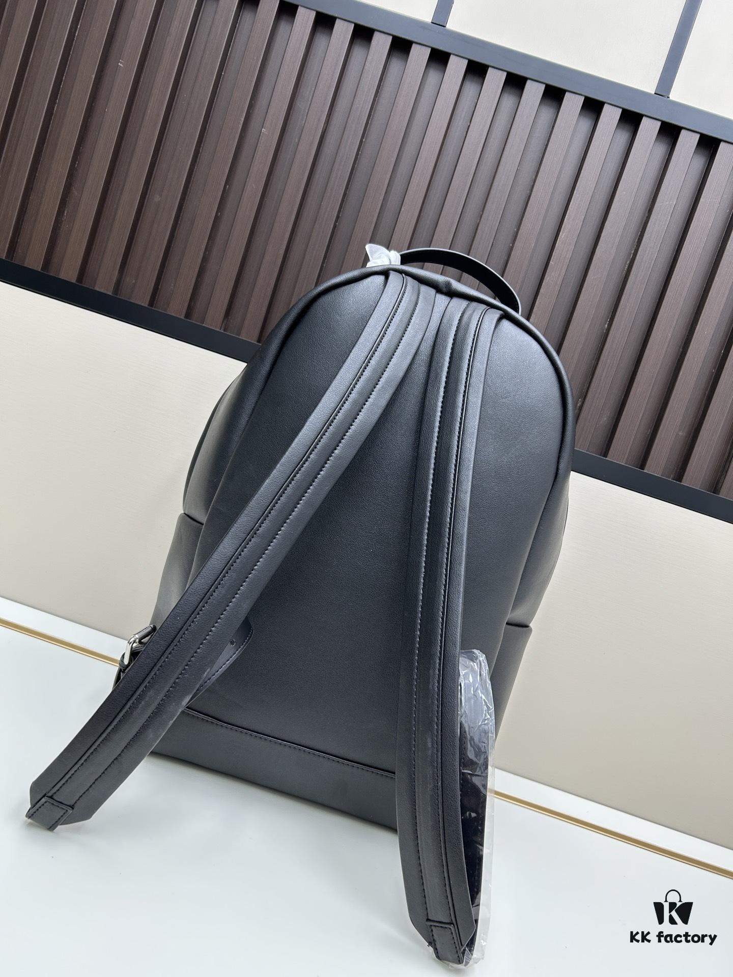 6930dd456e68136f4d9b1d9f Balenciaga Everyday Backpack