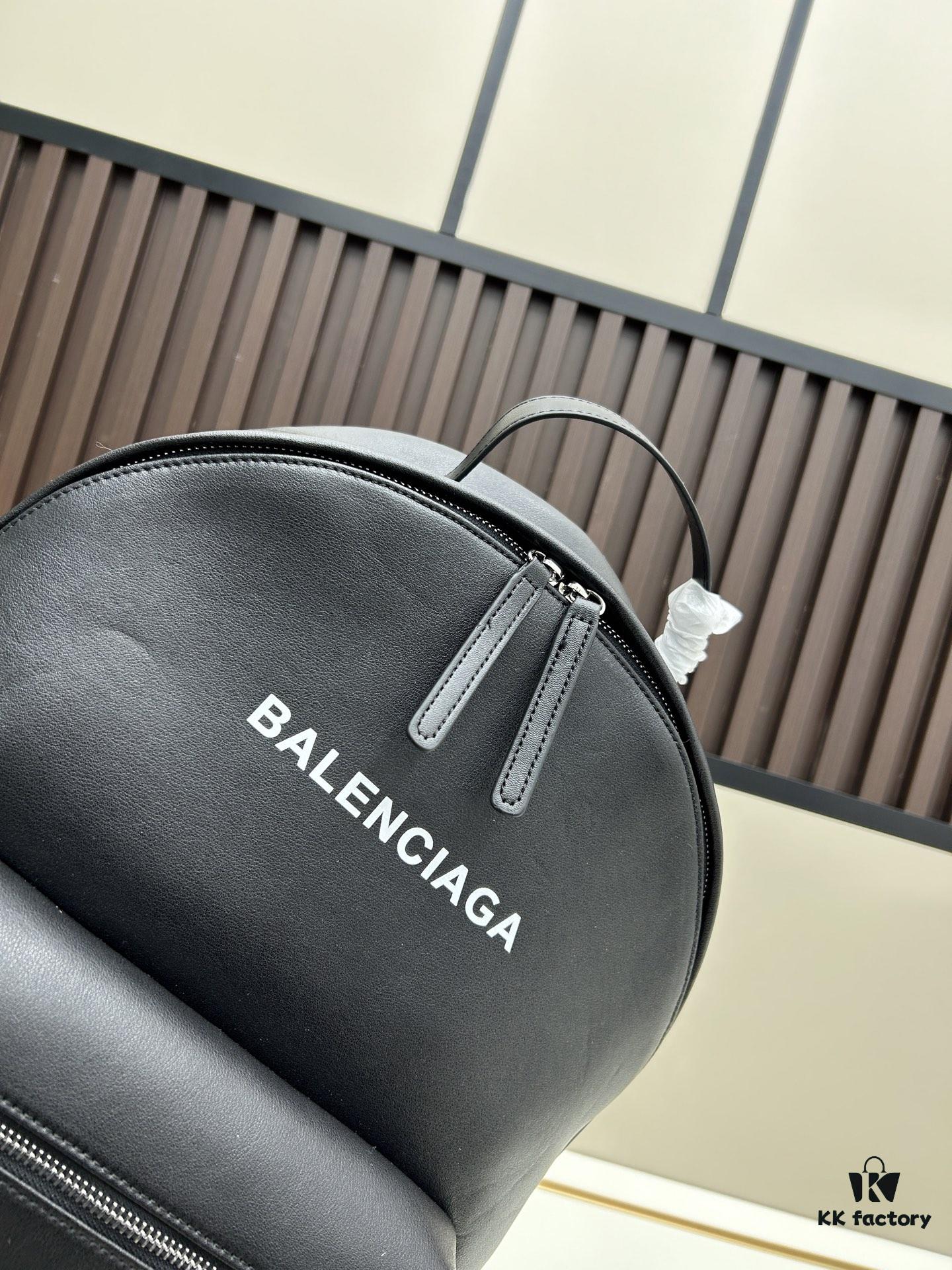 6930dd466e68136f4d9b1da1 Balenciaga Everyday Backpack