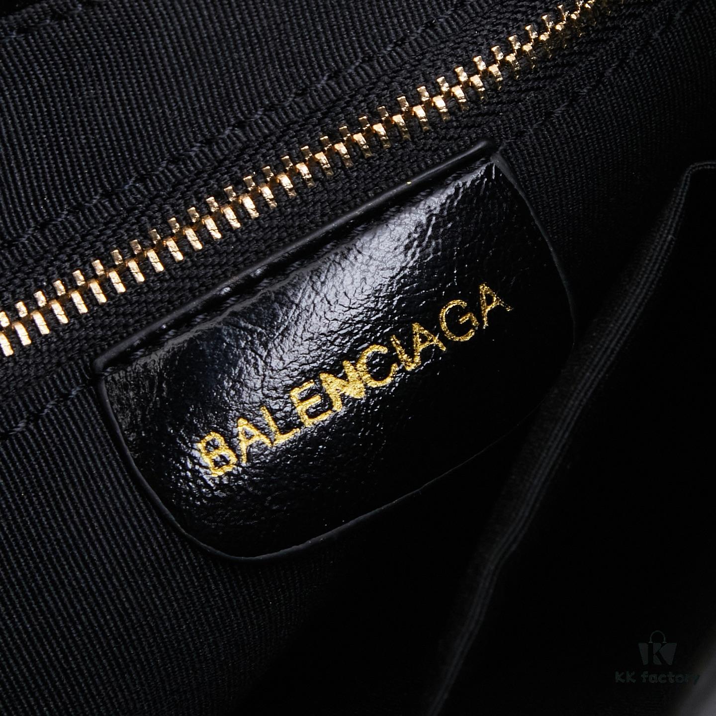 6930dd5b6e68136f4d9b1dbf Balenciaga Monaco Small Shoulder Bag in Plain Weave - New Plump Design