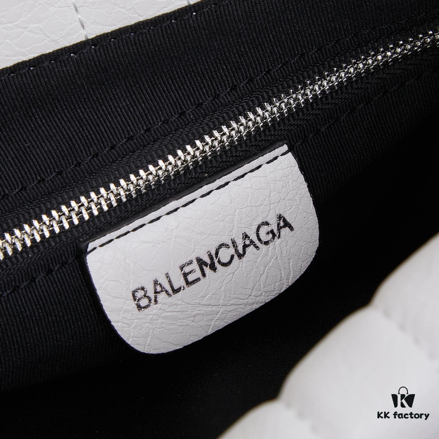 6930dd856e68136f4d9b1dfb Small Size BALENCIAGA MONACO Handheld Shoulder Bag