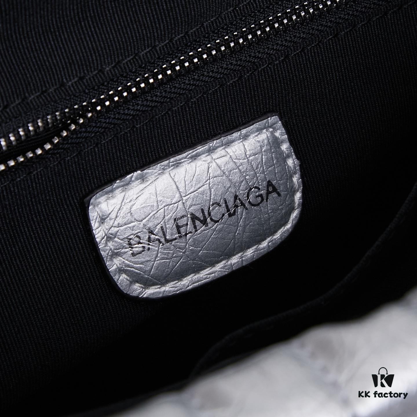 6930ddb06e68136f4d9b1e32 Large BALENCIAGA MONACO Handheld Shoulder Bag
