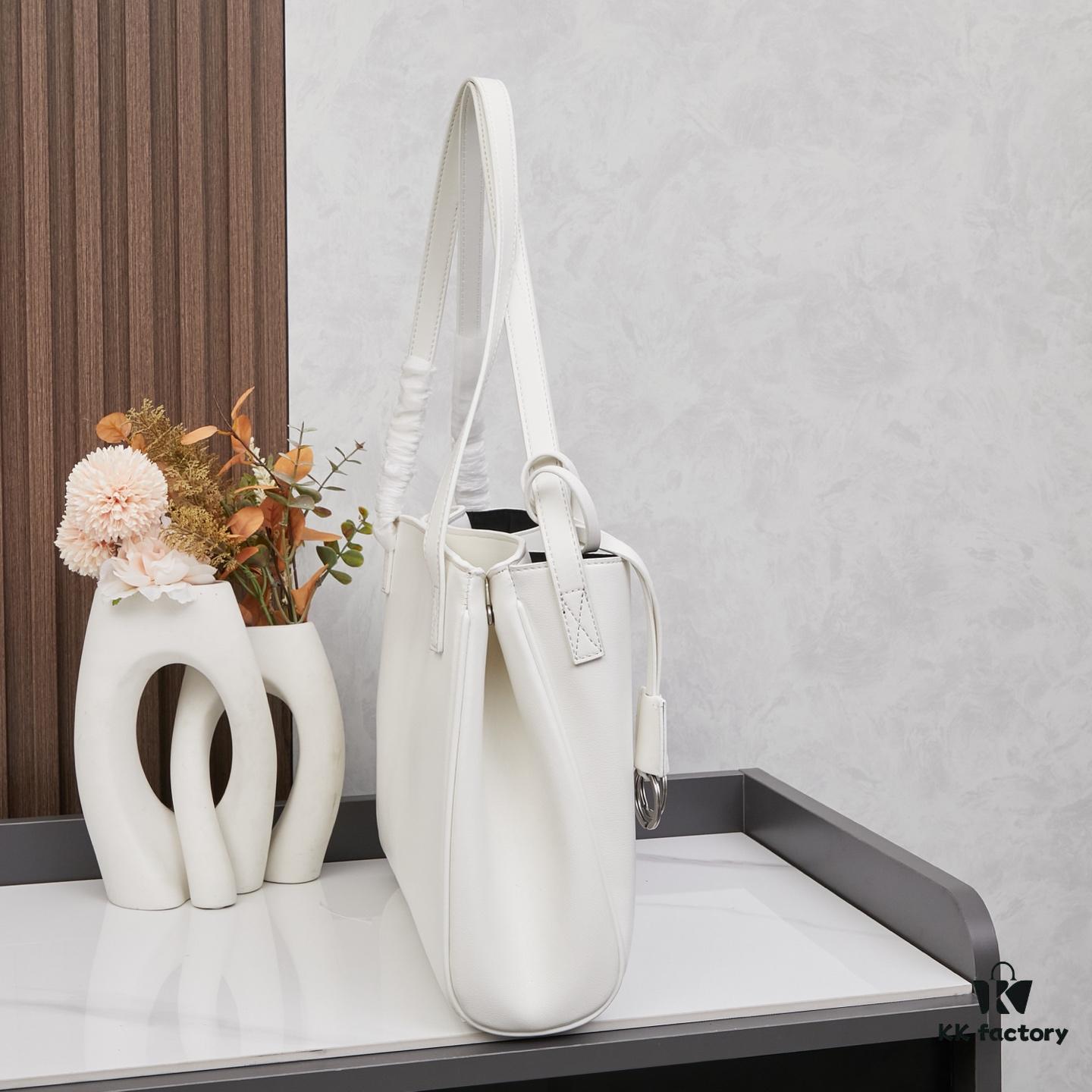 6930ddc46e68136f4d9b1e4a Balenciaga Rodeo Series with Box - Luxurious and Versatile Design