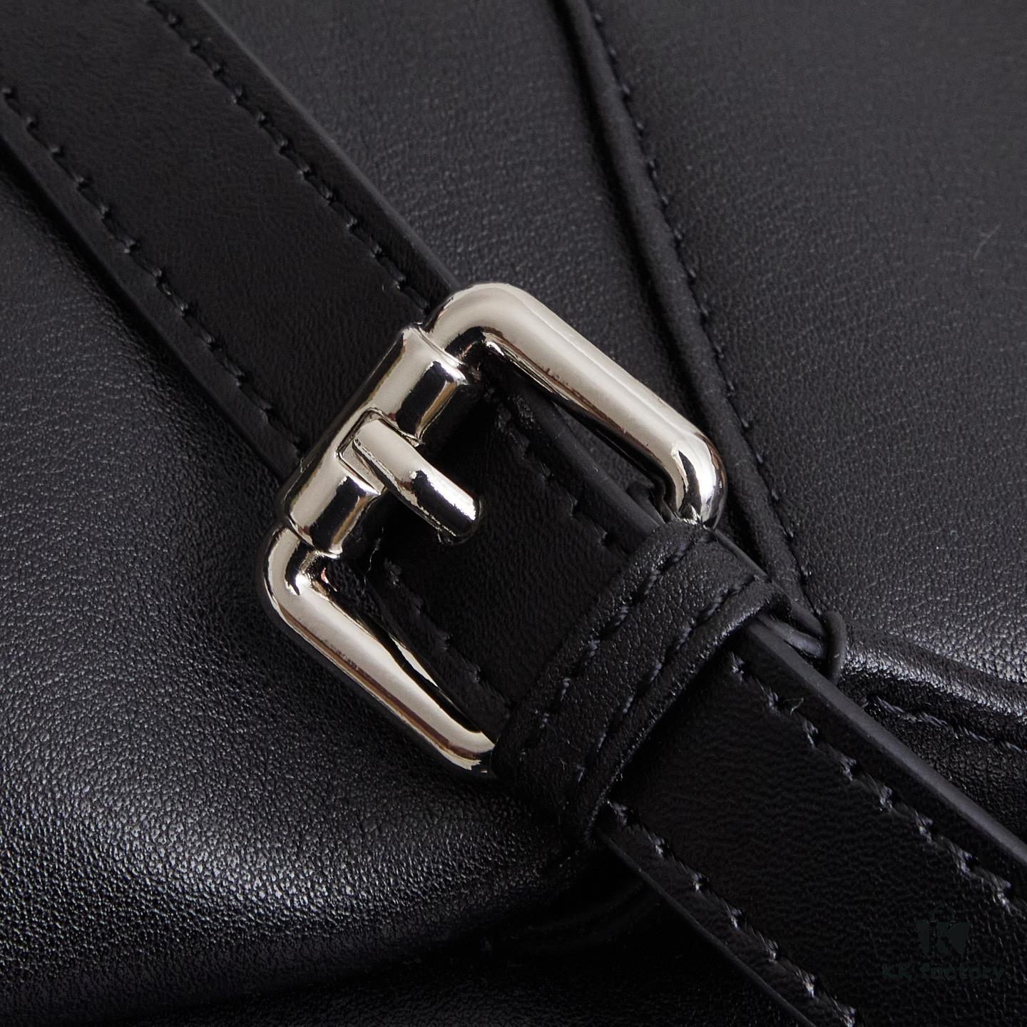 6930ddc46e68136f4d9b1e4c Balenciaga Everyday Backpack