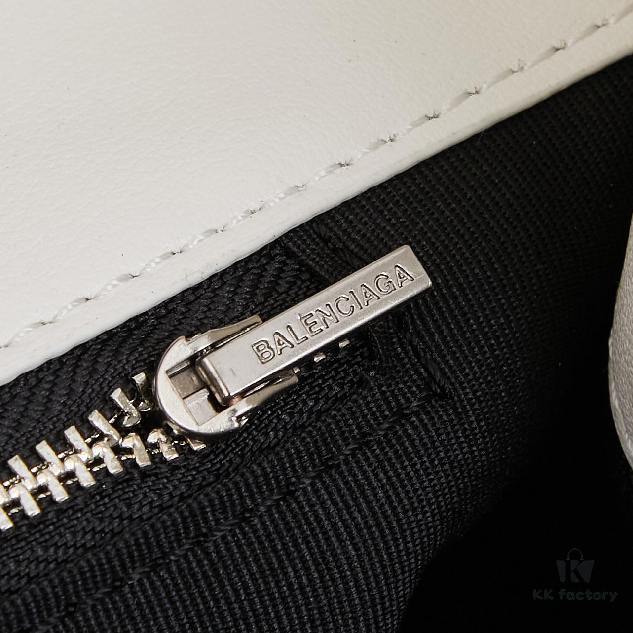 6930ddca6e68136f4d9b1e54 Balenciaga Rodeo Series with Box - Luxurious and Versatile Design