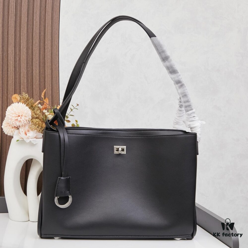 6930ddd16e68136f4d9b1e60 Balenciaga Rodeo Series with Box