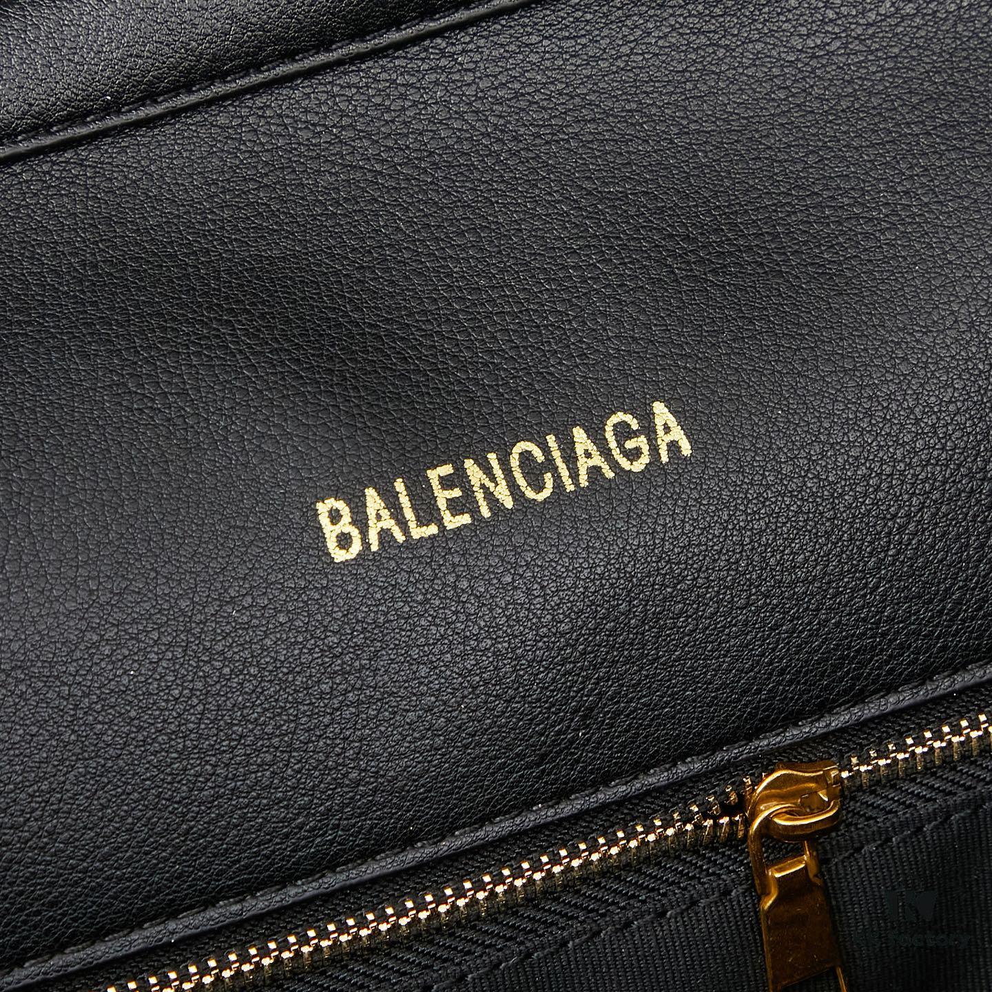 6930de626e68136f4d9b1f02 Large Fabric and Leather Bag with Box BALENCIAGA Paris! RODEO Series – Latest Model Handbag Crossbody Bag