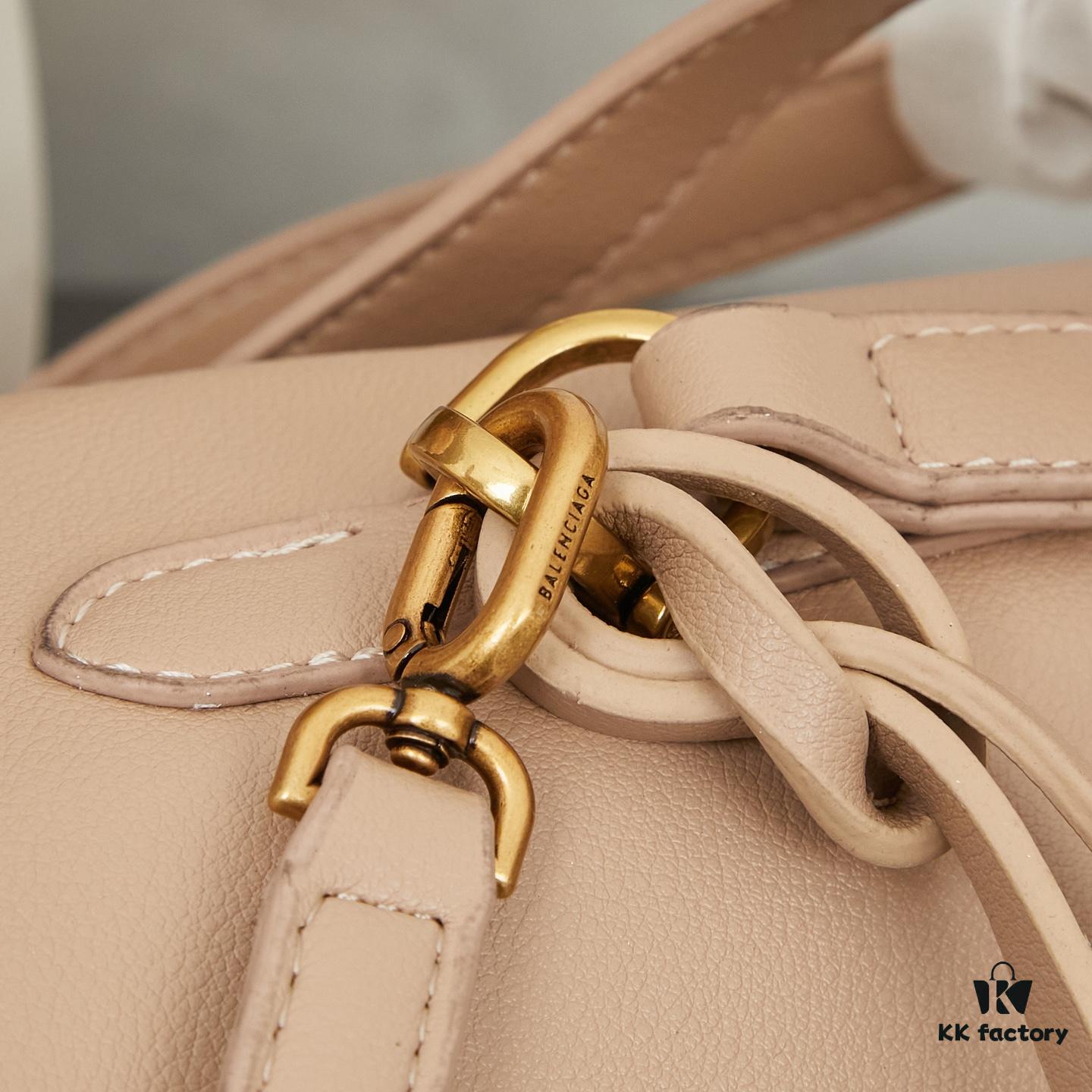 6930deba6e68136f4d9b1f59 BALENCIAGA Paris Fashion! Rodeo Series! Small Smooth Leather Handbag Crossbody Bag with Box
