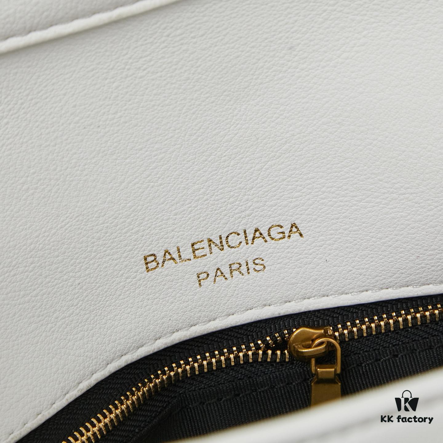 6930dec26e68136f4d9b1f64 Small Smooth Calfskin Rodeo Bag by BALENCIAGA Paris – Includes Box