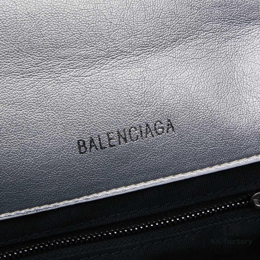 6930df666e68136f4d9b2048 Medium Silver Buckle Bag 💰 (With Box) Balenciaga Latest Long Handle Hourglass Tote