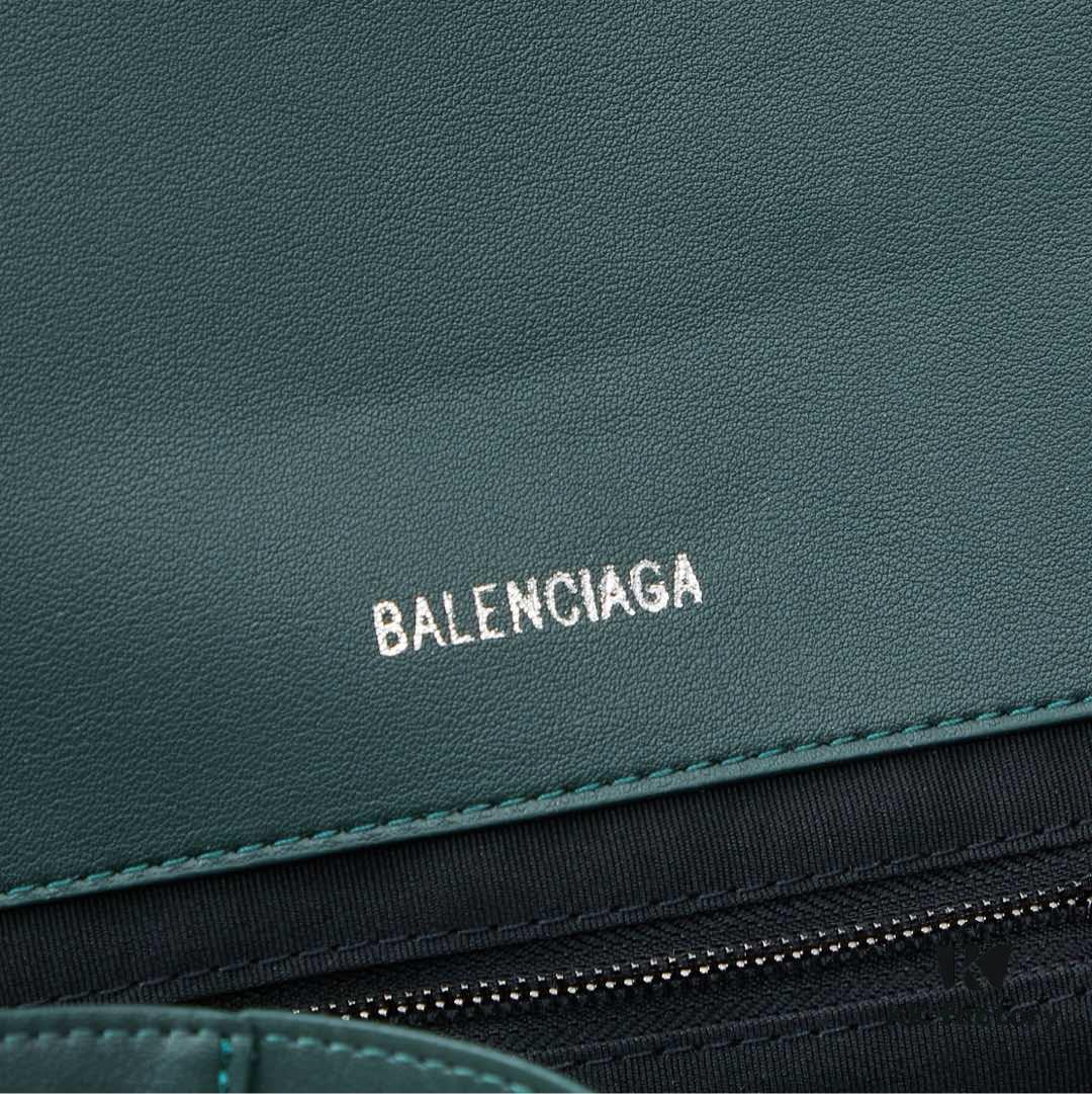 6930df716e68136f4d9b2059 Medium Silver Buckle Bag (with Box) Balenciaga Latest Long Handle Hourglass Tote