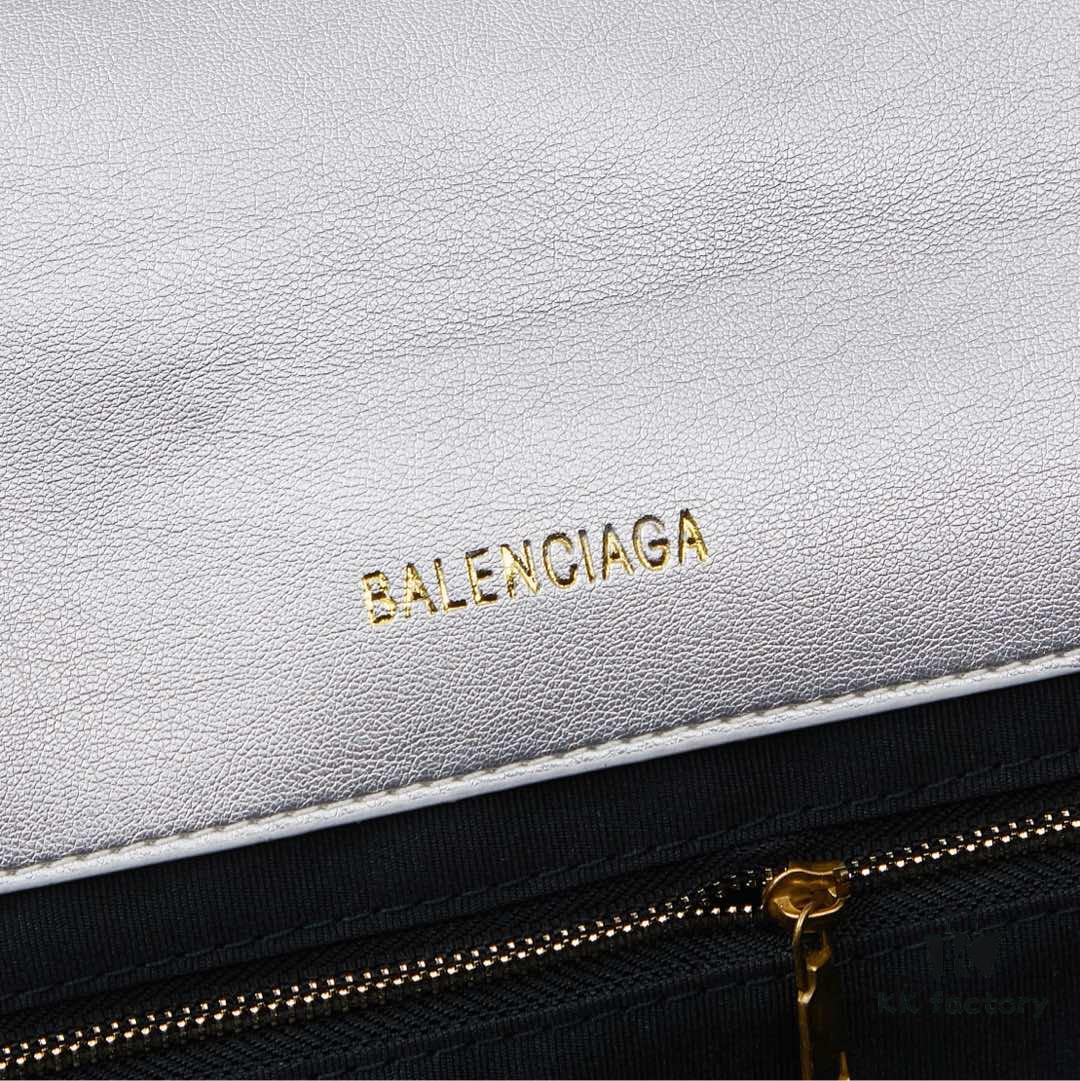 6930df866e68136f4d9b207e Medium Gold-Tone Buckle Balenciaga Hourglass Handbag (with Box)