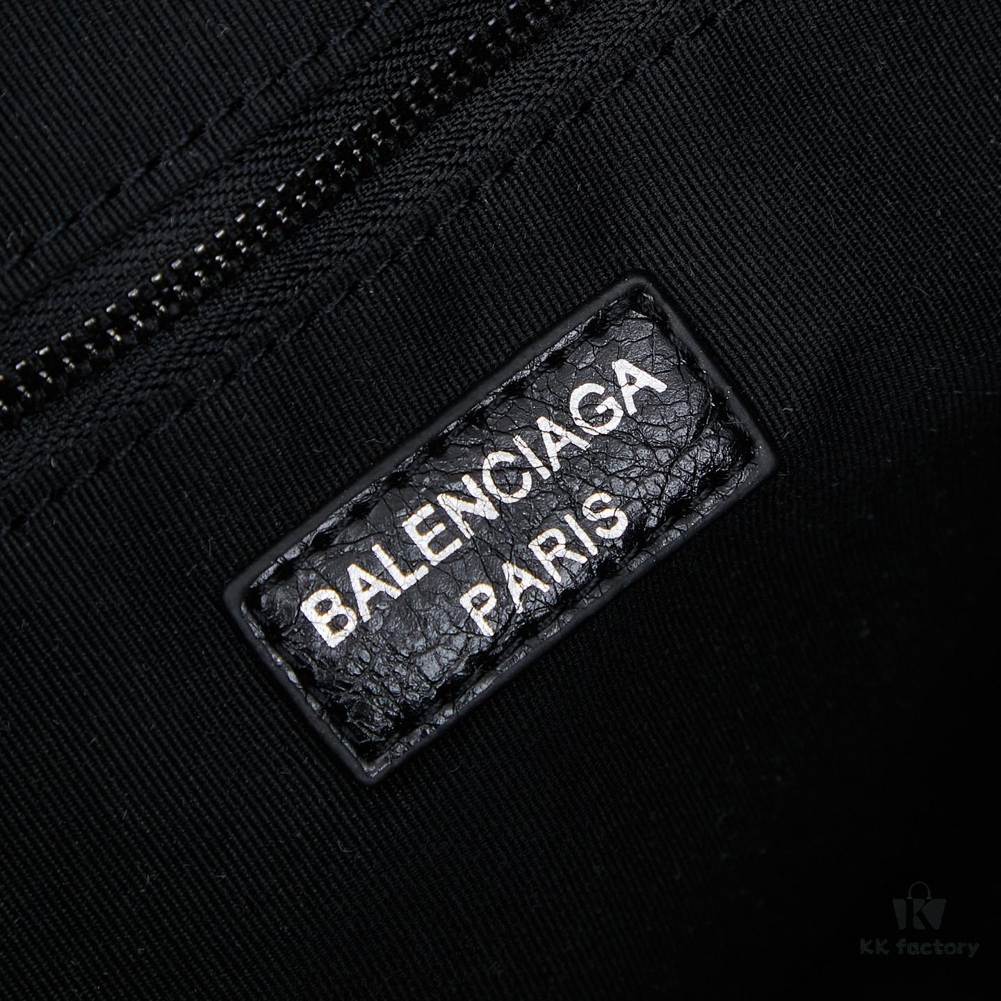 6930dfd26e68136f4d9b20f8 Balenciaga Monaco Medium Hobo Bag