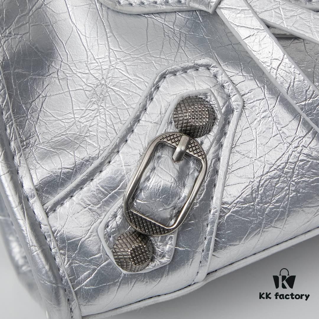 6930e0396e68136f4d9b217e Small Silver-Clasp Balenciaga Motorcycle Bag with Box