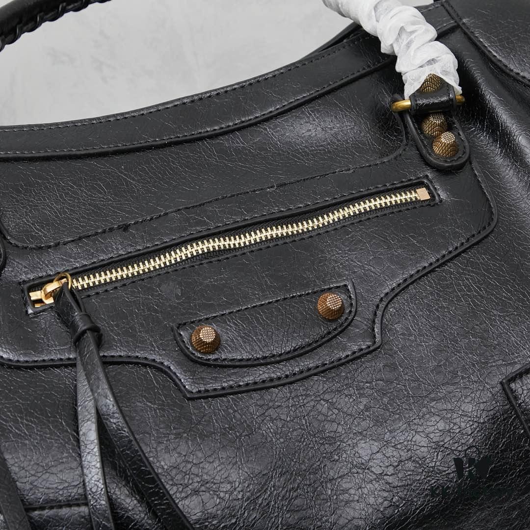 6930e0766e68136f4d9b21e2 Large Gilded Button Balenciaga Motorcycle Bag with Box