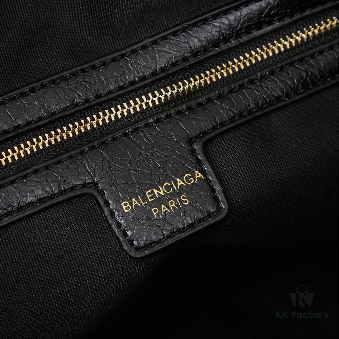 6930e0786e68136f4d9b21e4 Large Gilded Button Balenciaga Motorcycle Bag with Box