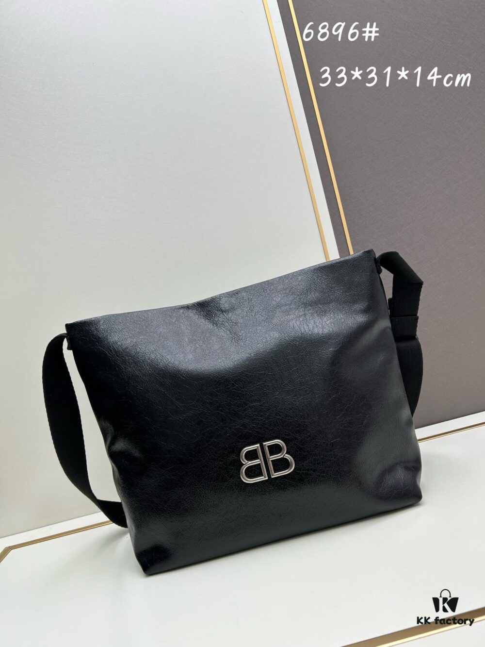 6930e0d56e68136f4d9b2259 Balenciaga Monaco Medium Hobo Bag