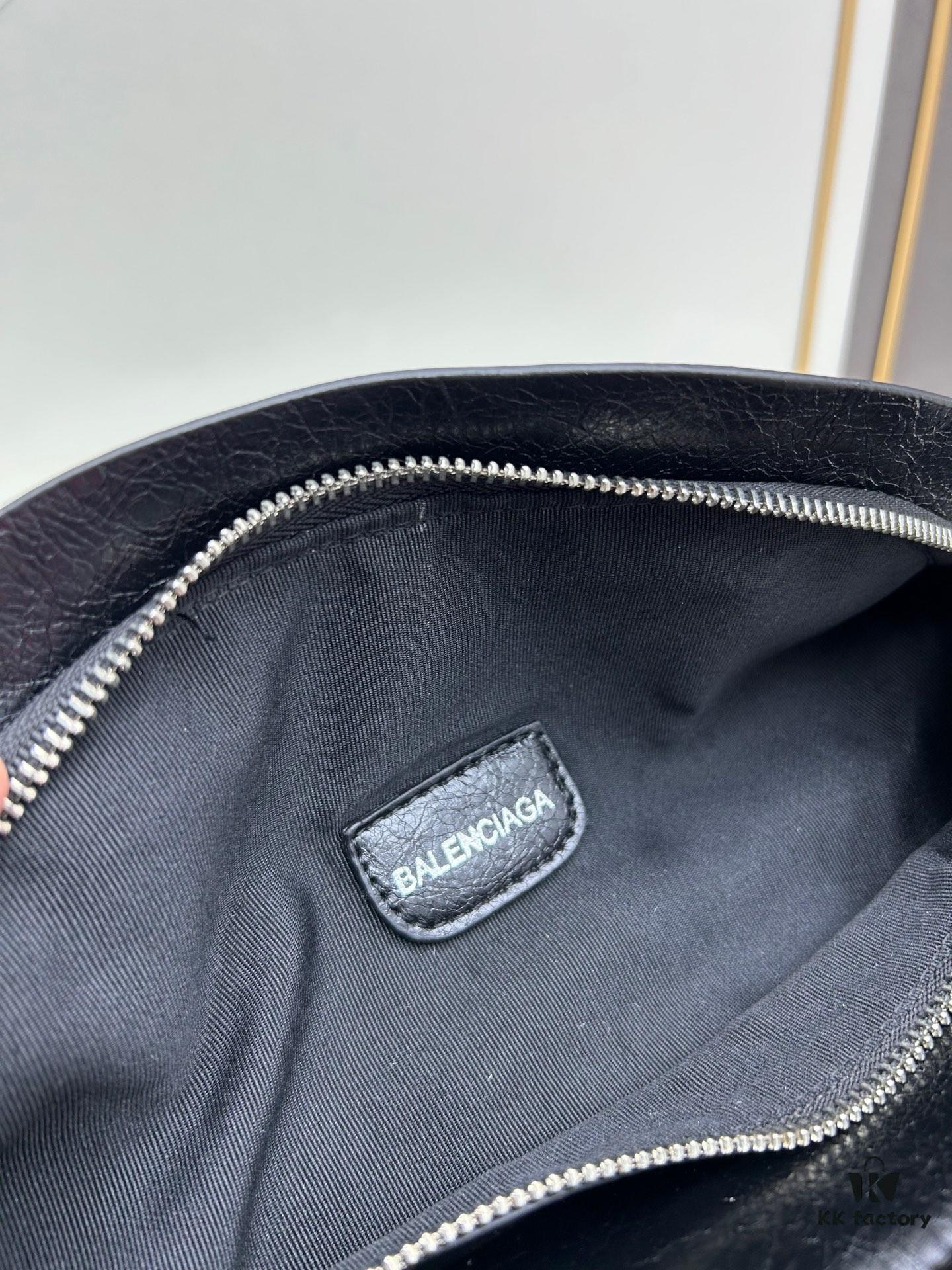 6930e0f36e68136f4d9b2280 Balenciaga LE CAGOLE ||| LE CAGOLE MEN Medium Waist Bag in Black Fine-Grain Lambskin