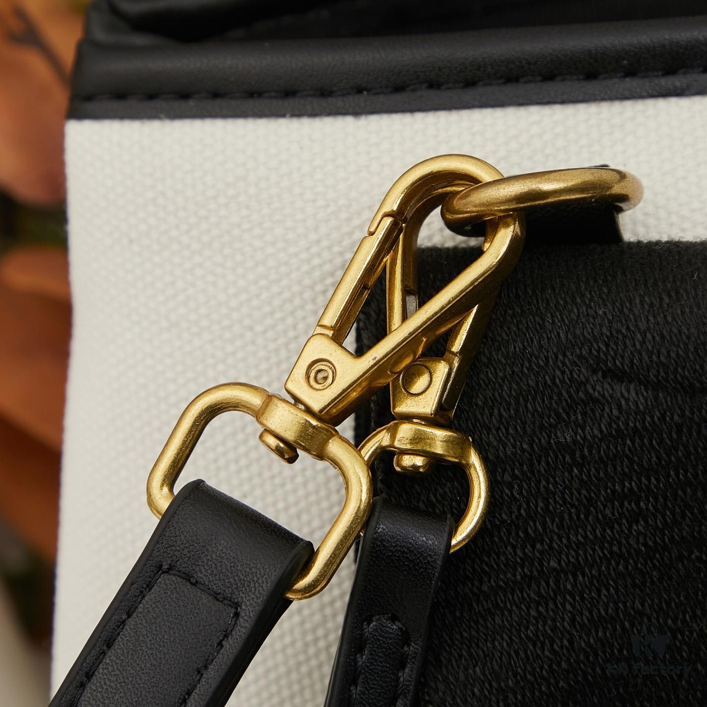 6930e15d6e68136f4d9b2303 Large BALENCIAGA Cabas S Tote Bag