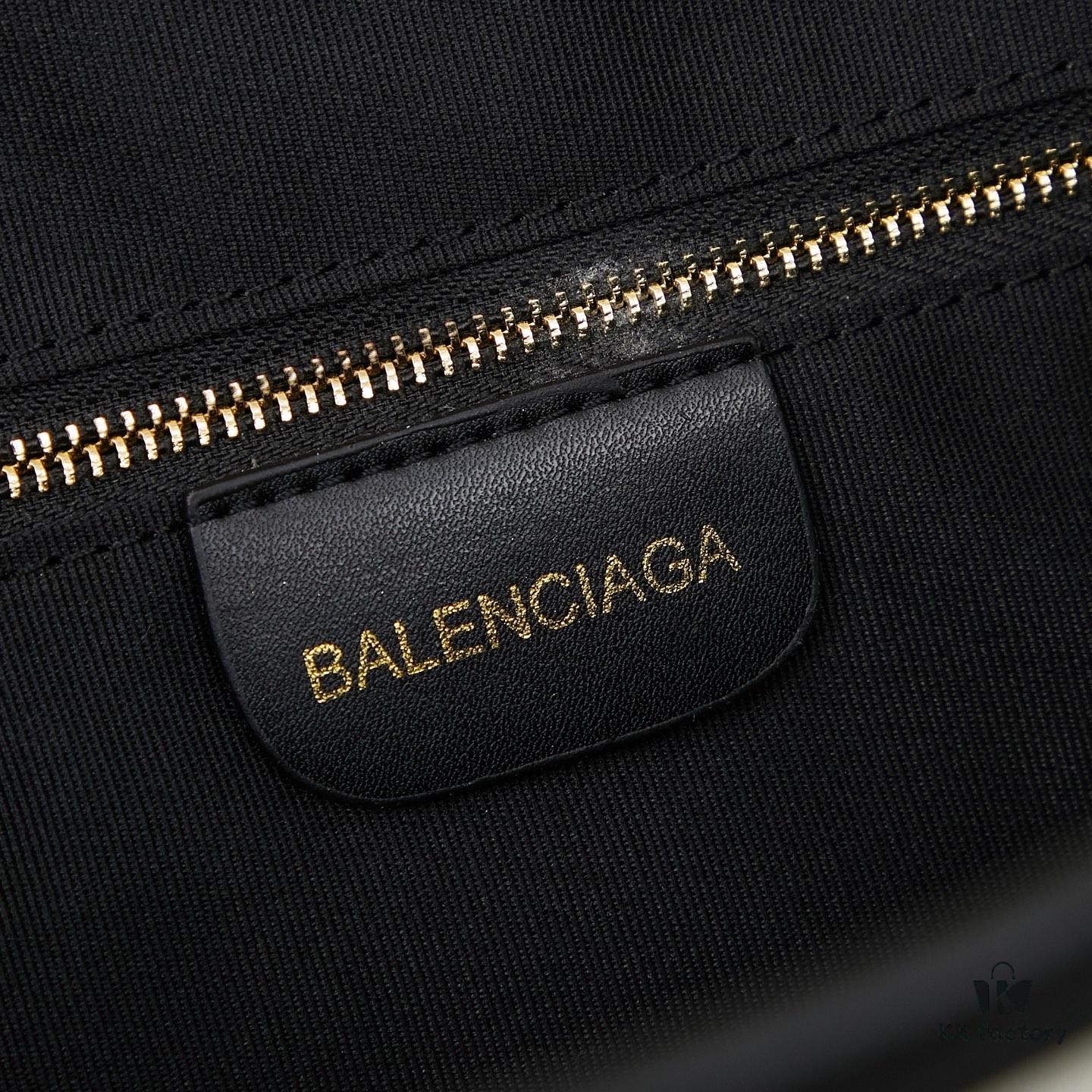 6930e15e6e68136f4d9b2304 Large BALENCIAGA Cabas S Tote Bag