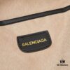 6930e1746e68136f4d9b231d Small Balenciaga Hardware Tote – A modern reinterpretation of the canvas bag originally developed for the Marine Corps