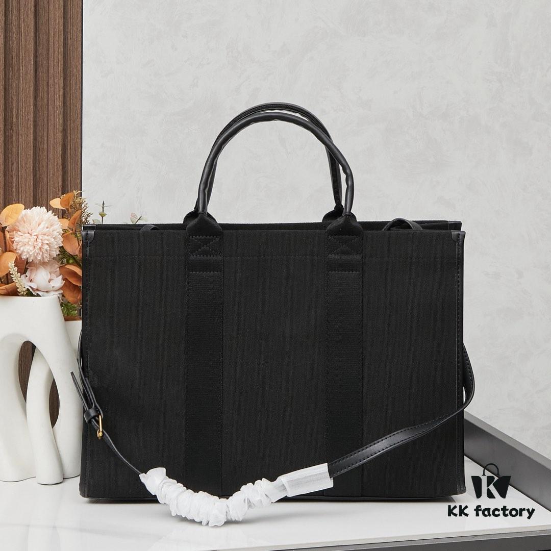 6930e1846e68136f4d9b2338 Large Balenciaga Hardware Tote – A modern interpretation of a canvas bag originally developed for the Marine Corps